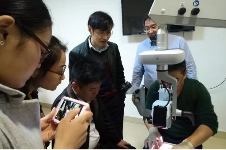 欧普康视成功举办《首届折叠式人工玻璃体球囊植入学习班》 - 公司